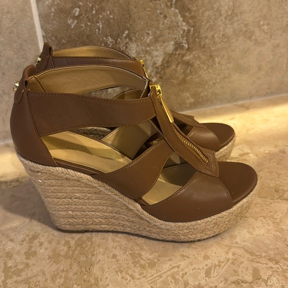 Michael Kors Tan Wedges - Picture 1 of 5
